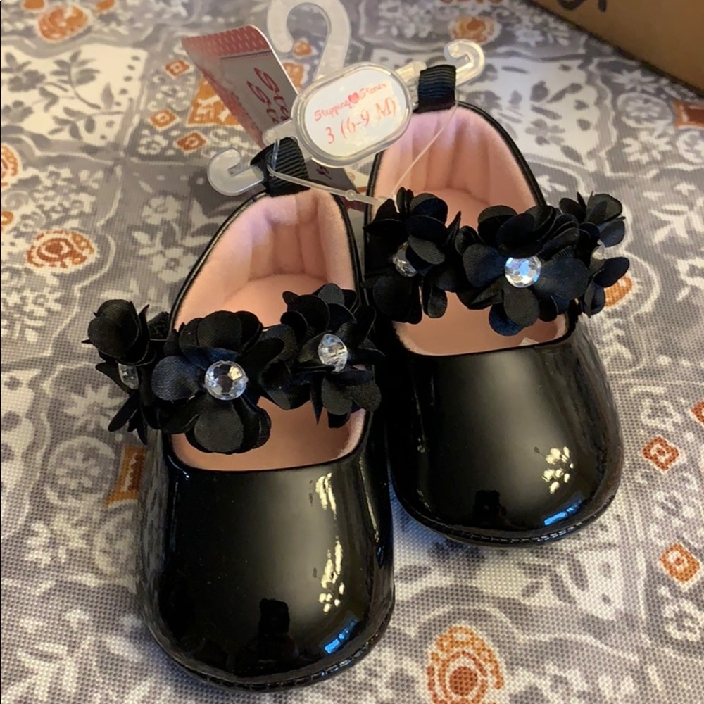 Black baby shoes